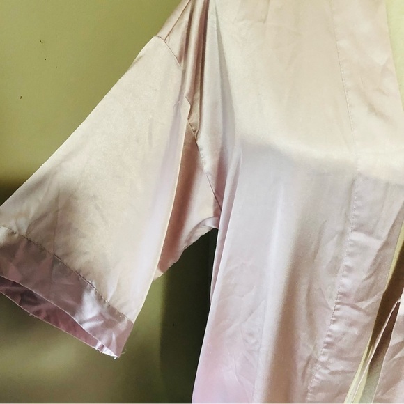Victoria’s Secret Vintage Kimono Robe Pale Pink - Picture 3 of 9